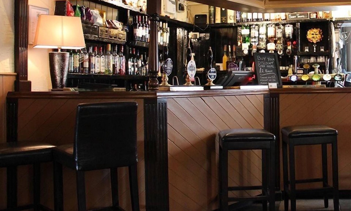 Lostwithiel Bed & Breakfast | The Royal Oak Inn