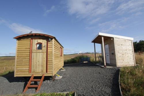 Lybster Apartment | The Rumster Hut