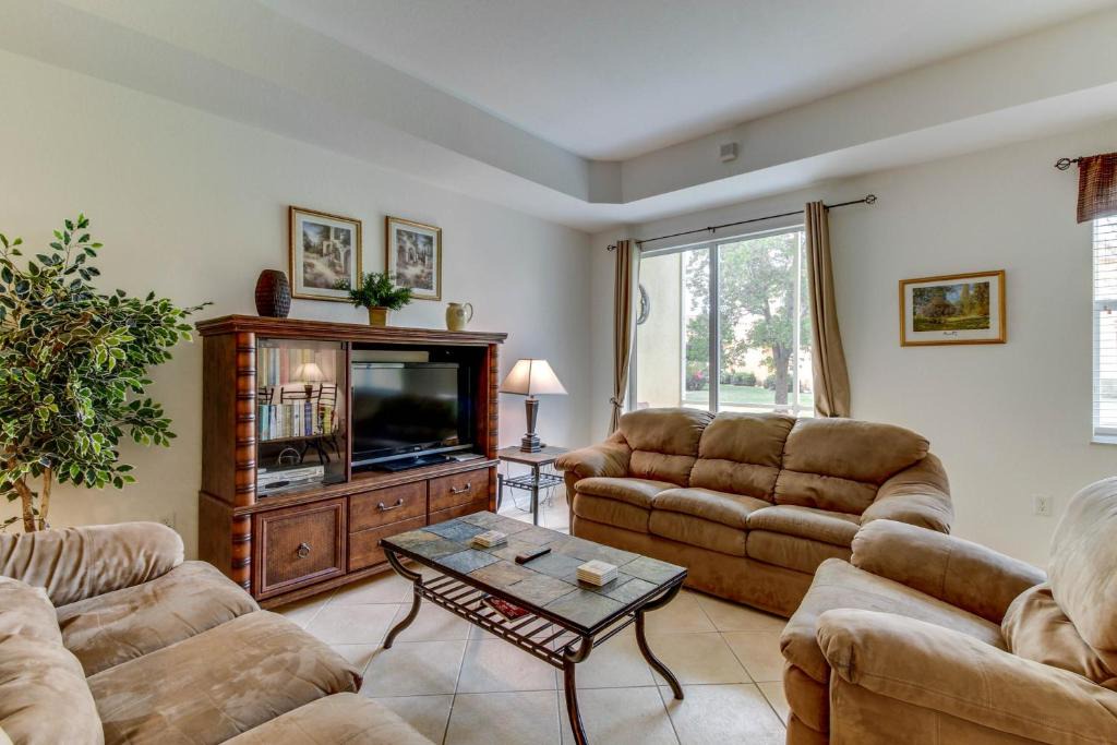 Biggar House | The Sail Harbor: Spinnaker Townhome