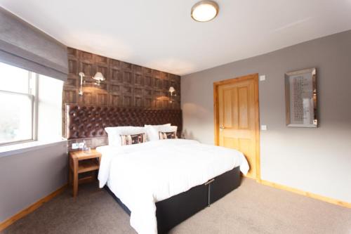 Galashiels Hotel | The Salmon Inn