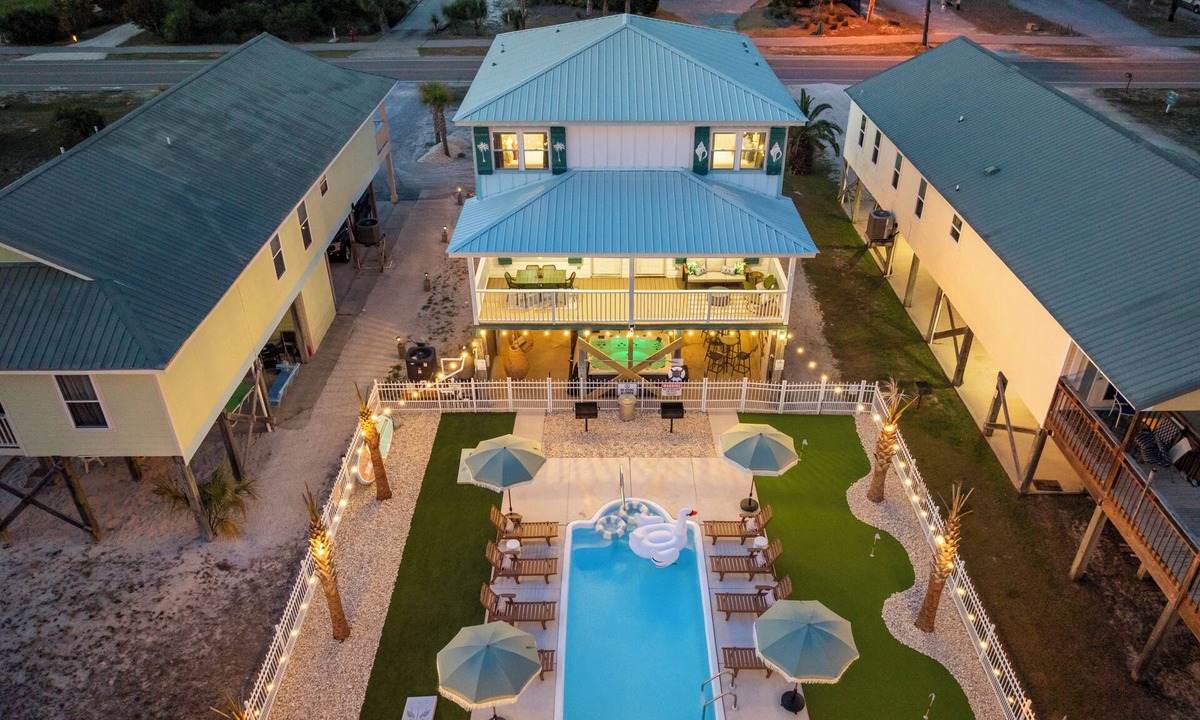 Gulf Shores House | The Saltwater Social ~ Heated/Chilled Pool, Hot Tub, Theater, Arcade, & Golf
