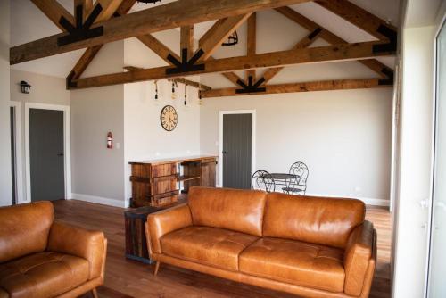 Kaka Point Bed & Breakfast | The Salty Bushman B&B