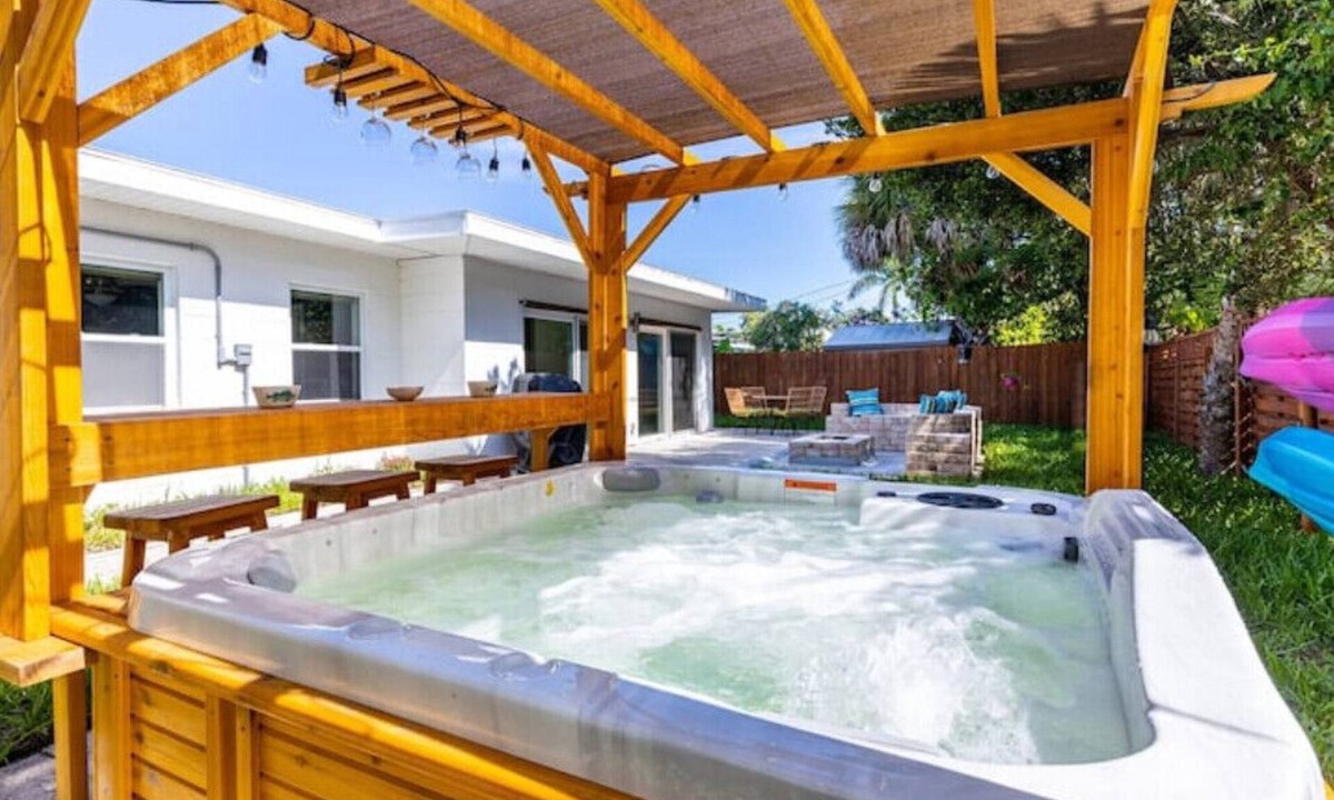 Indian Rocks Beach House | The Salty Dogn