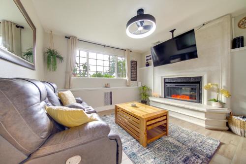 Silver Lake Apartment | The Salty Hawk Hideaway - Chic Everett ADU