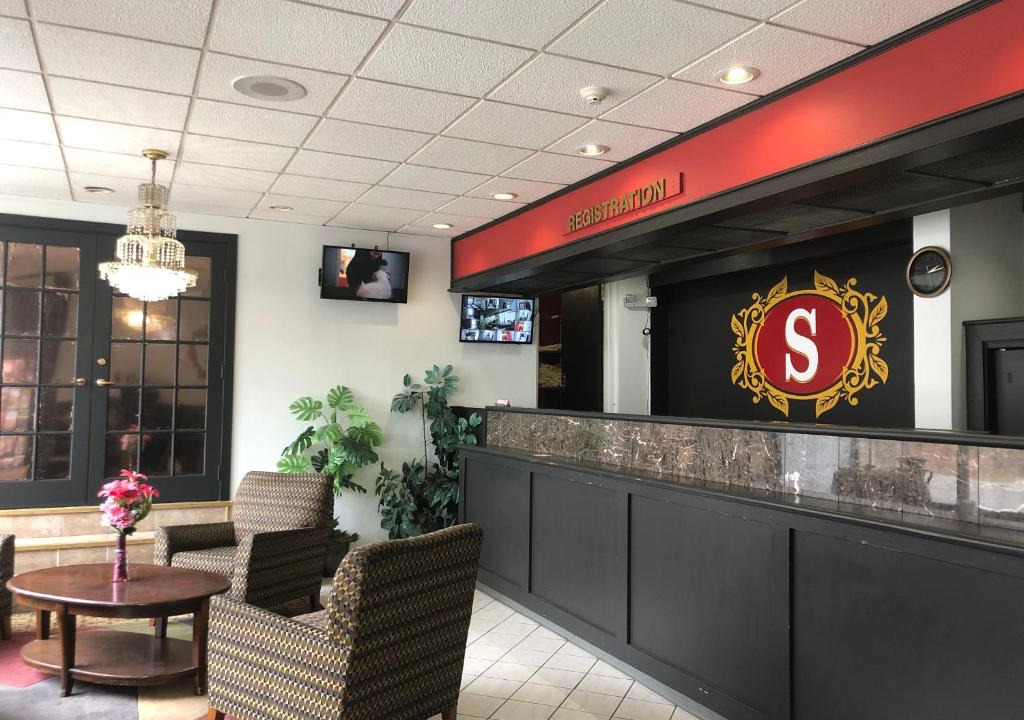 Schenectady Hotel | The Schenectady Inn & Suites