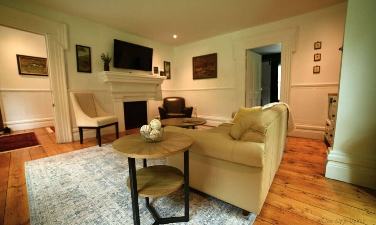 Altmar Other | The Schoolhouse Suite luxury accommodations