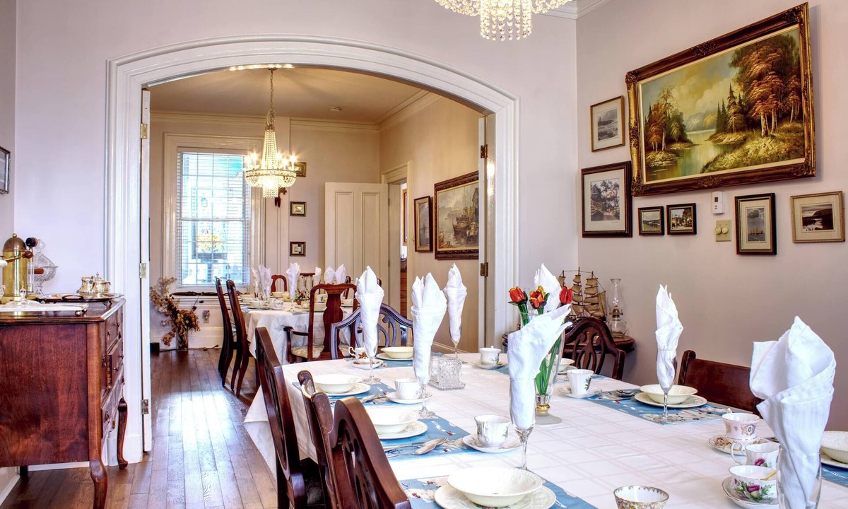 Pictou Bed & Breakfast | The Scotsman Inn