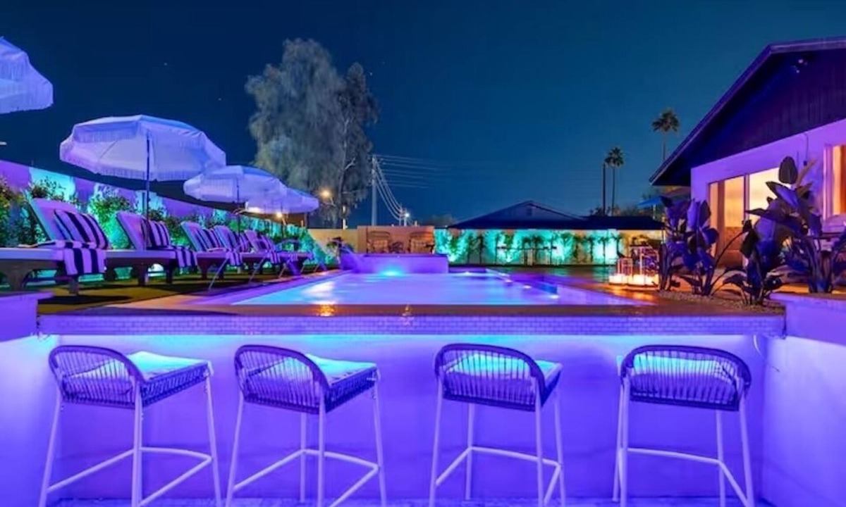 South Scottsdale House | The Scottsdale Diamond - Luxury Custom Designed Oasisn16+Guests 10 beds, 4 baths
