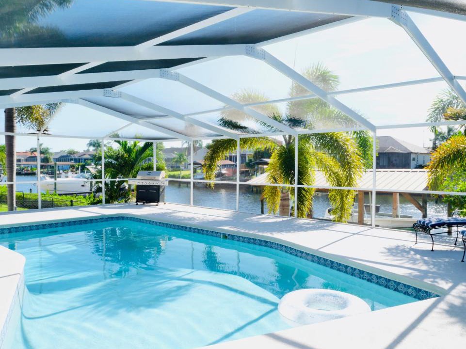 Apollo Beach House | The Sea Eagle House