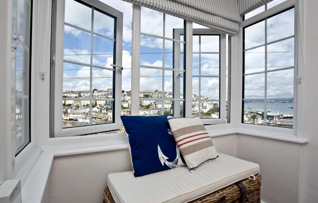 Brixham House | The Seadog