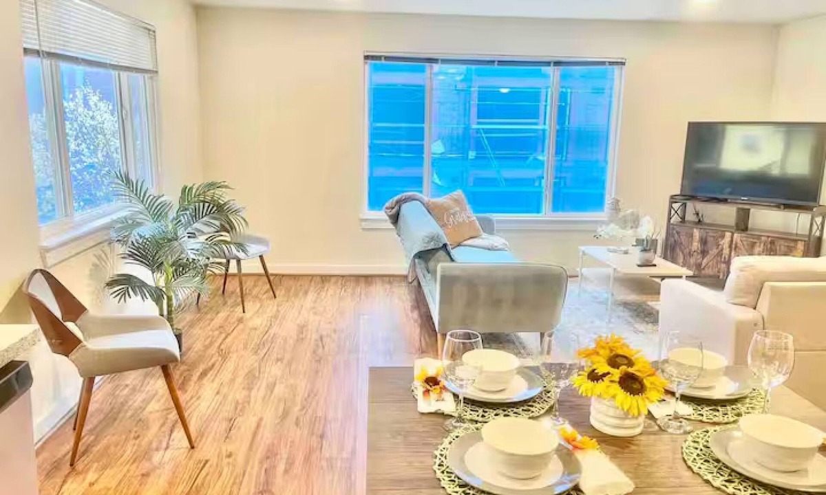 West Queen Anne Hotel | The Seattle Haven - Modern Suites