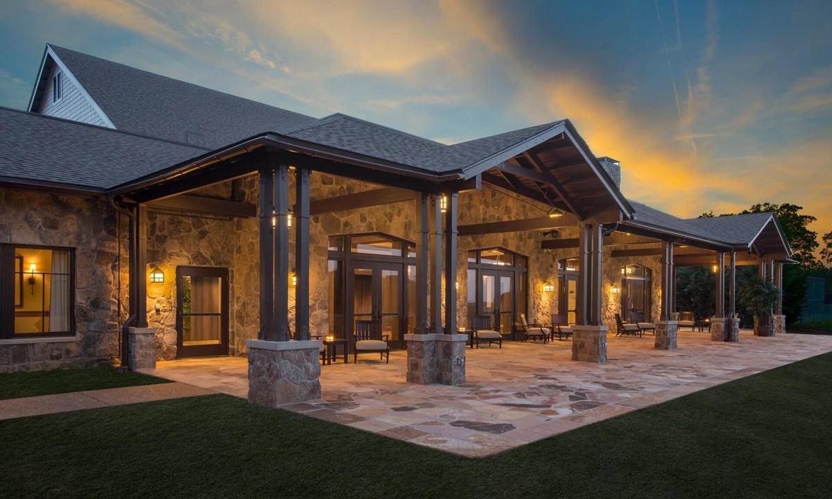 Saint Andrews Hotel | The Sewanee Inn