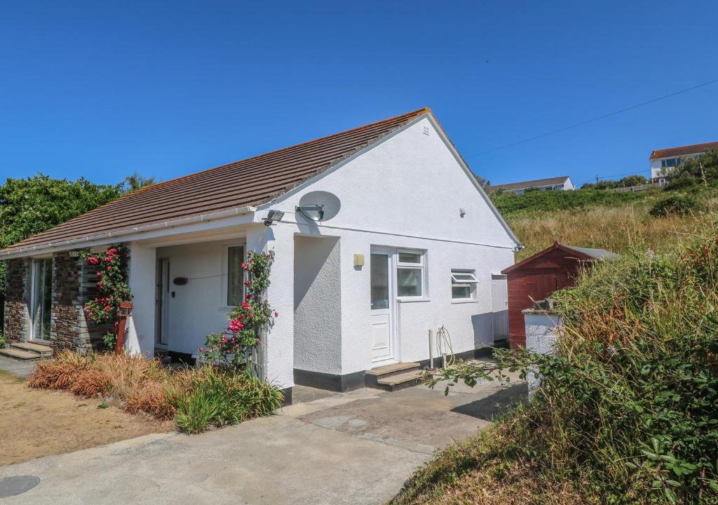 Mawgan Porth House | The Shack