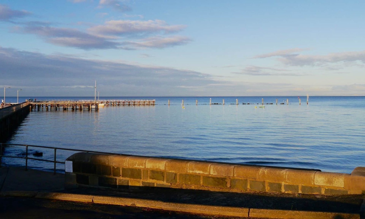 St Leonards House | The Shack - gorgeous beach side getaway