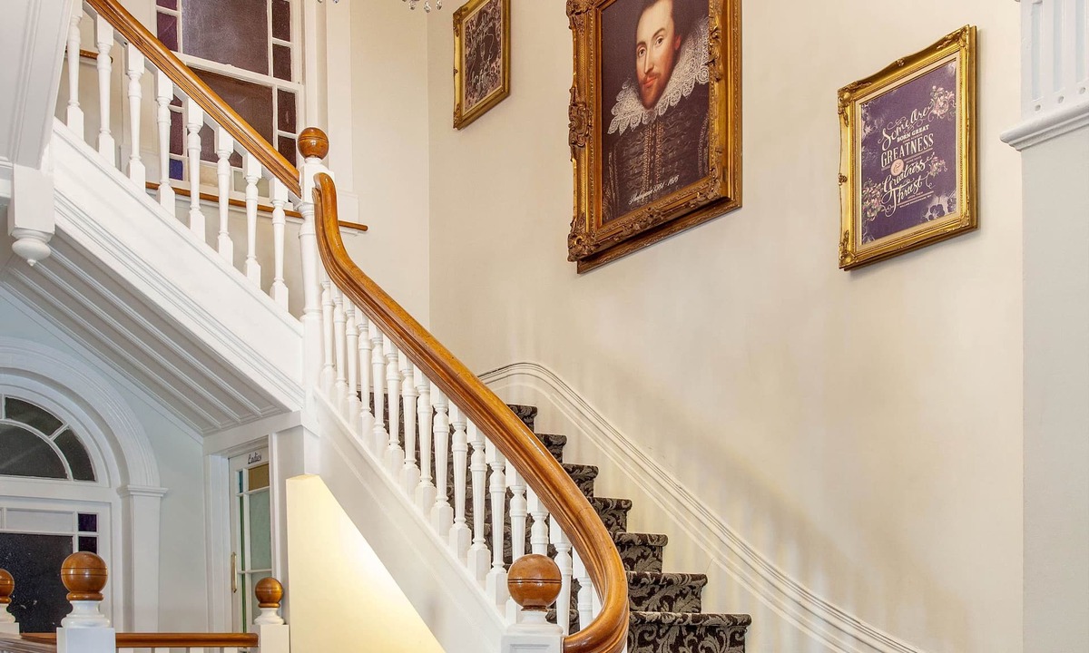 Auckland Central Business District Hotel | The Shakespeare Hotel