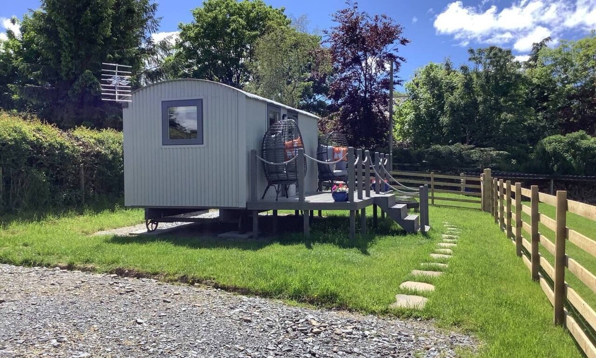 Corwen Cabin | The Shepherds Hut at Hafoty Boeth