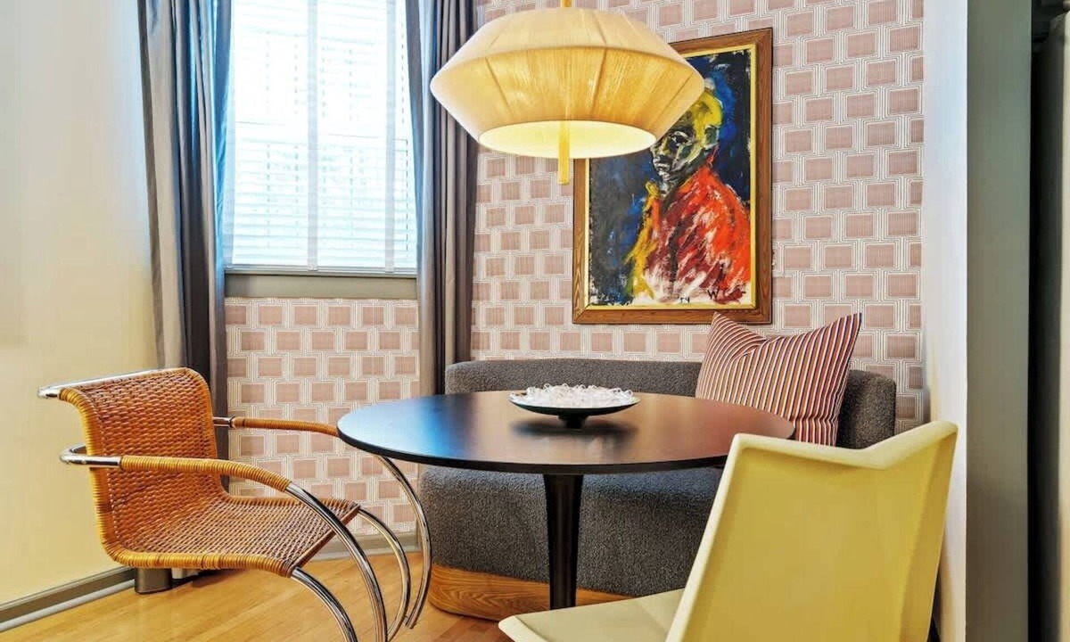 Uptown Apartment | The Shingle Life near Wrigley