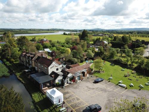 Upper Framilode Hotel | The Ship Inn - Self Catering Accommodation