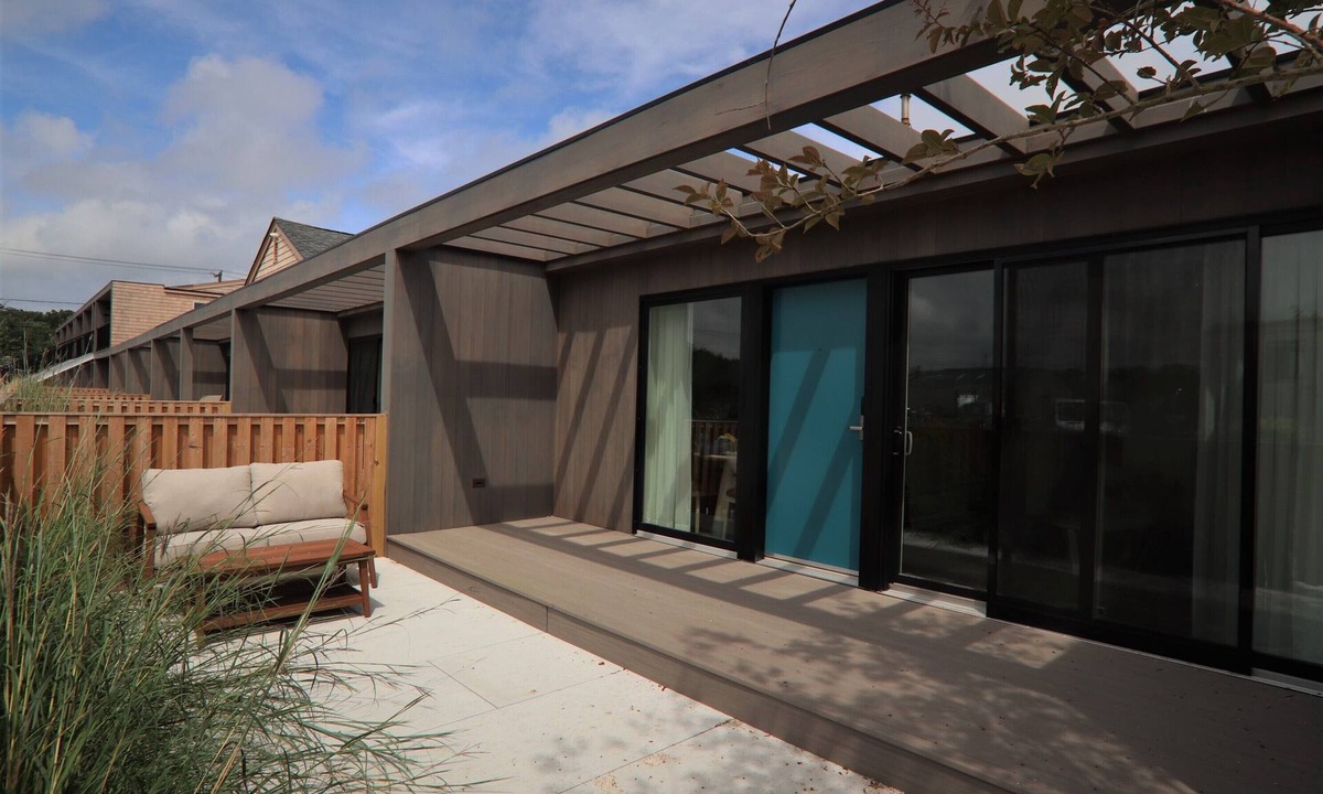 Southold Hotel | The Shoals Suites and Slips