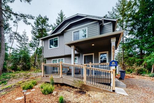 Manzanita House | The Shore Pine