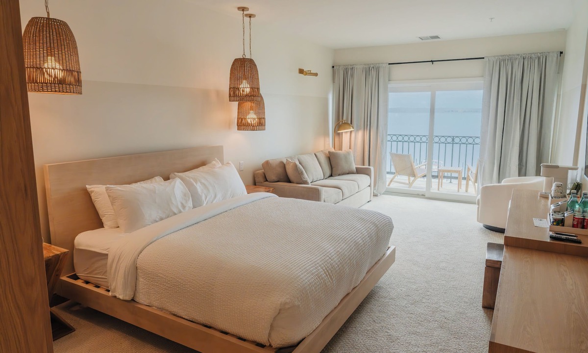 Spring Park Hotel | The Shoreline Hotel