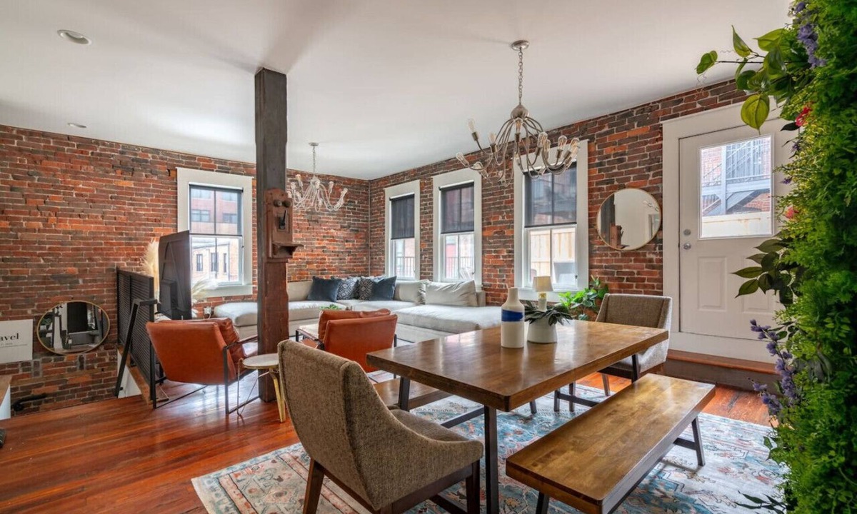 Short North House | THe Short North Pearl - Free parking