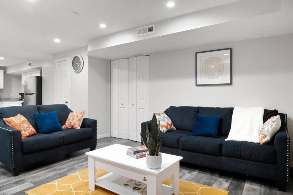 Silver Spring Apartment | The Signature Suite