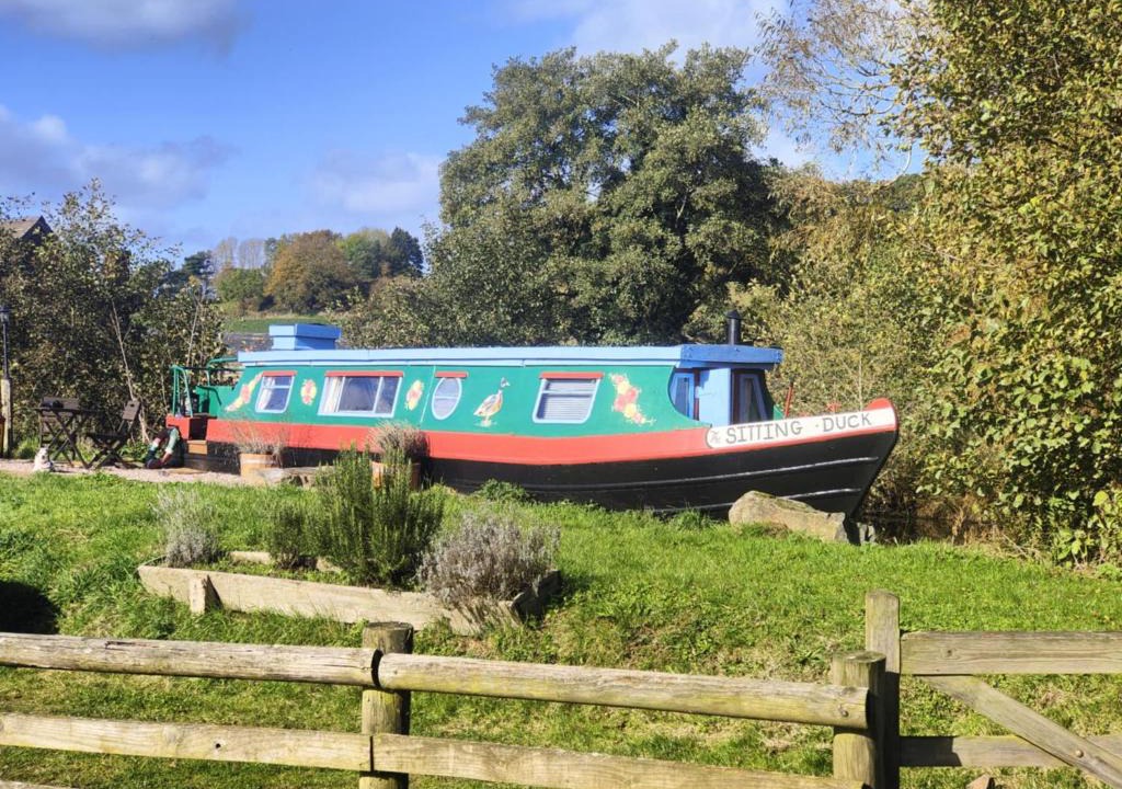 Angelbank Boat Rental | The Sitting Duck