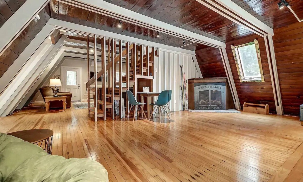 Rock Hill House | The Ski Shopnn