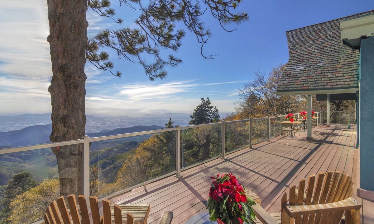 Skyforest Bed & Breakfast | The Sky View Inn