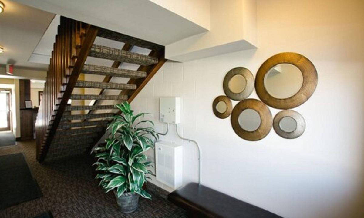Fort Frances Hotel | The Sleepy Owl