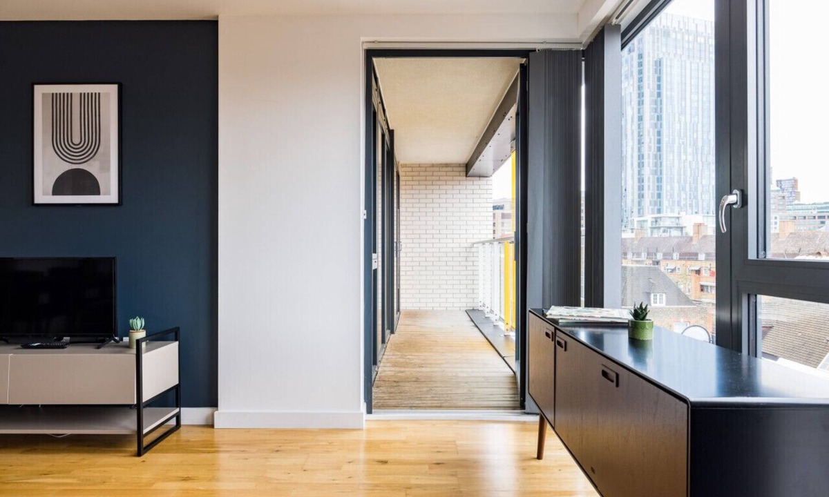 Bishopsgate Apartment | The Sloane Apartment
