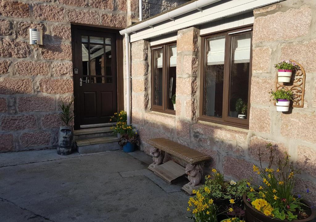 Ellon House | The Smiddy Suite