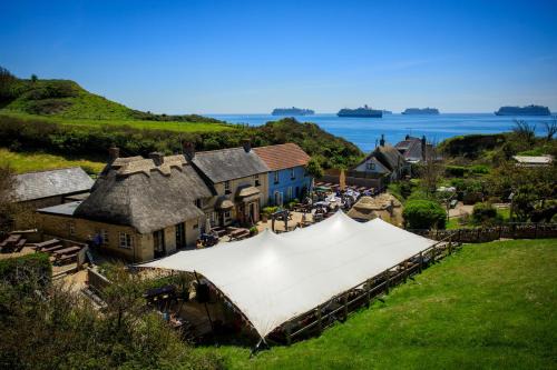 Osmington Mills Hotel | The Smugglers Inn