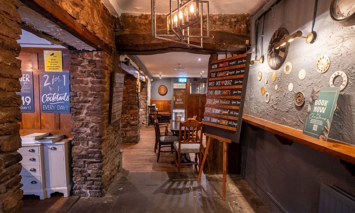 Kirkby Lonsdale Hotel | The Snooty Fox