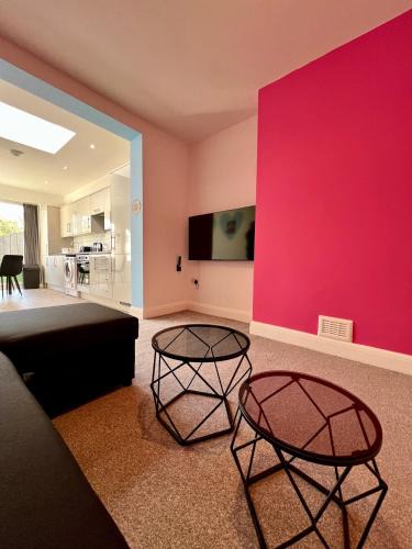 Wembley Park Apartment | The Snug