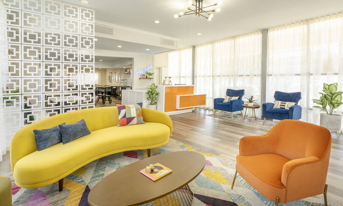Sherman Oaks Hotel | The Sojourn Los Angeles - Sherman Oaks