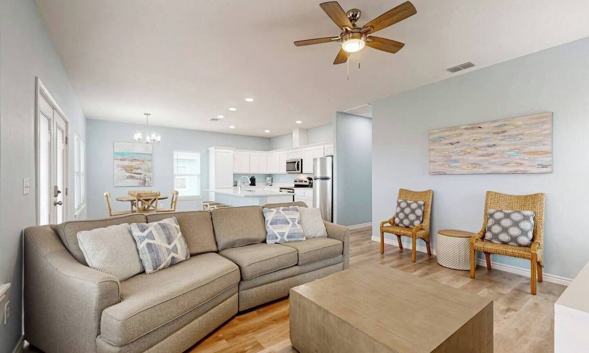 Aransas Pass House | The Sol & Mar Retreat, two neighboring homes in Aransas Pass perfect for large groups! Enjoy 6 bedrooms, 4 baths, 2 king beds, 8 queen beds, spacious yards, covered outdoor areas, and boat parking near beaches, fishing, and coastal attractions.