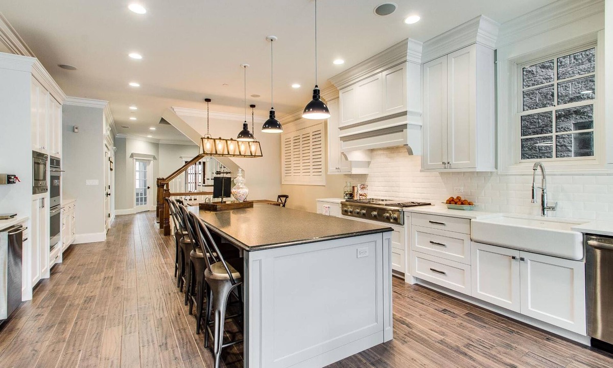 Old Town Bed & Breakfast | The Sono Chicago