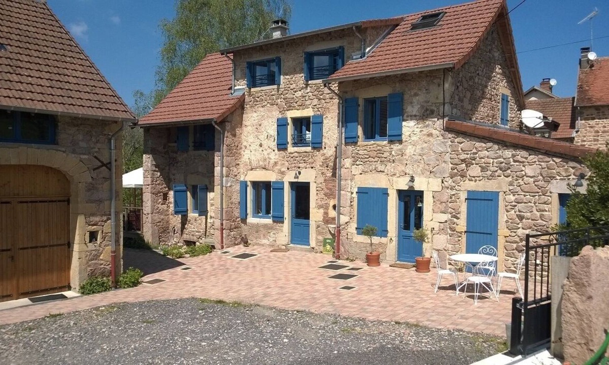 Chatenay House | The Source - CHATENAY