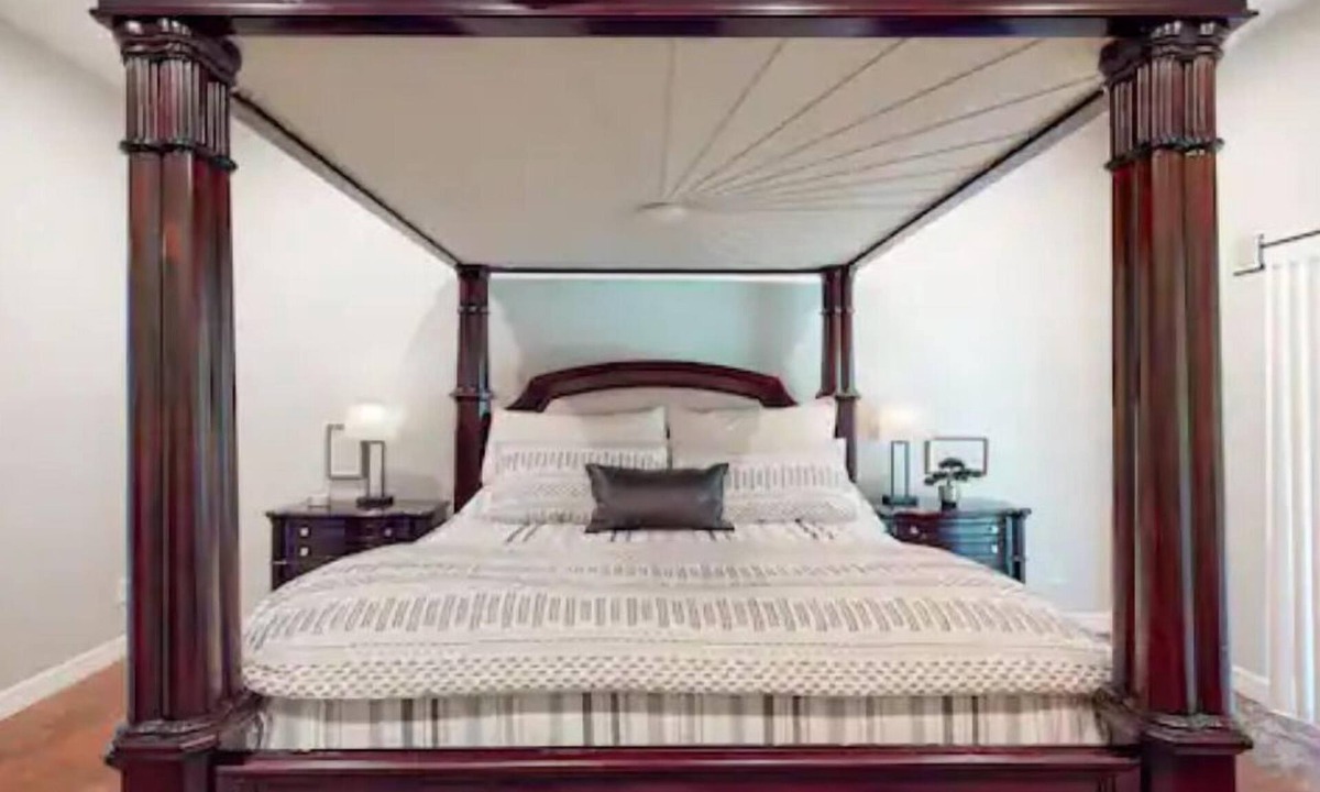 Paris House | The Southern Serenity Retreat