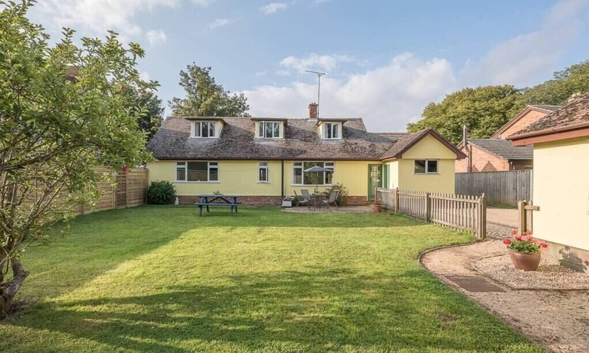 Woodbridge House | The Spinney, Saxtead near Framlingham