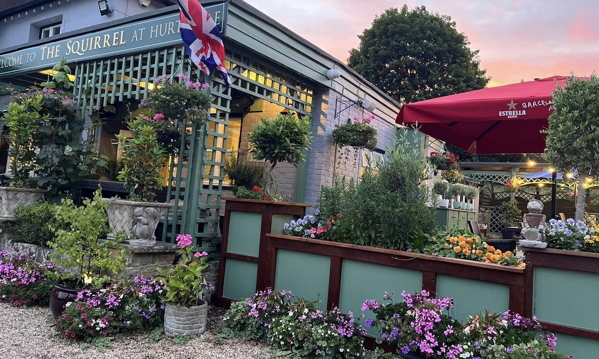 Godalming Cottage | The Squirrel Inn