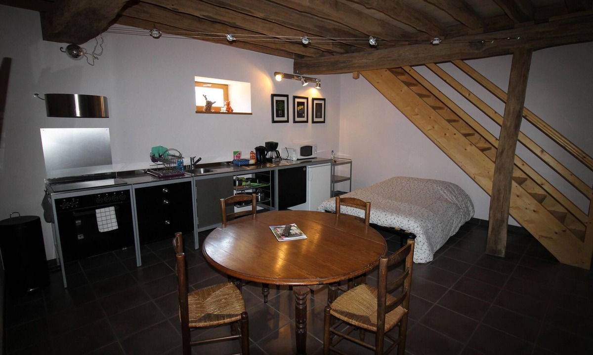 Etivey Bed & Breakfast | The Squirrel Reserve