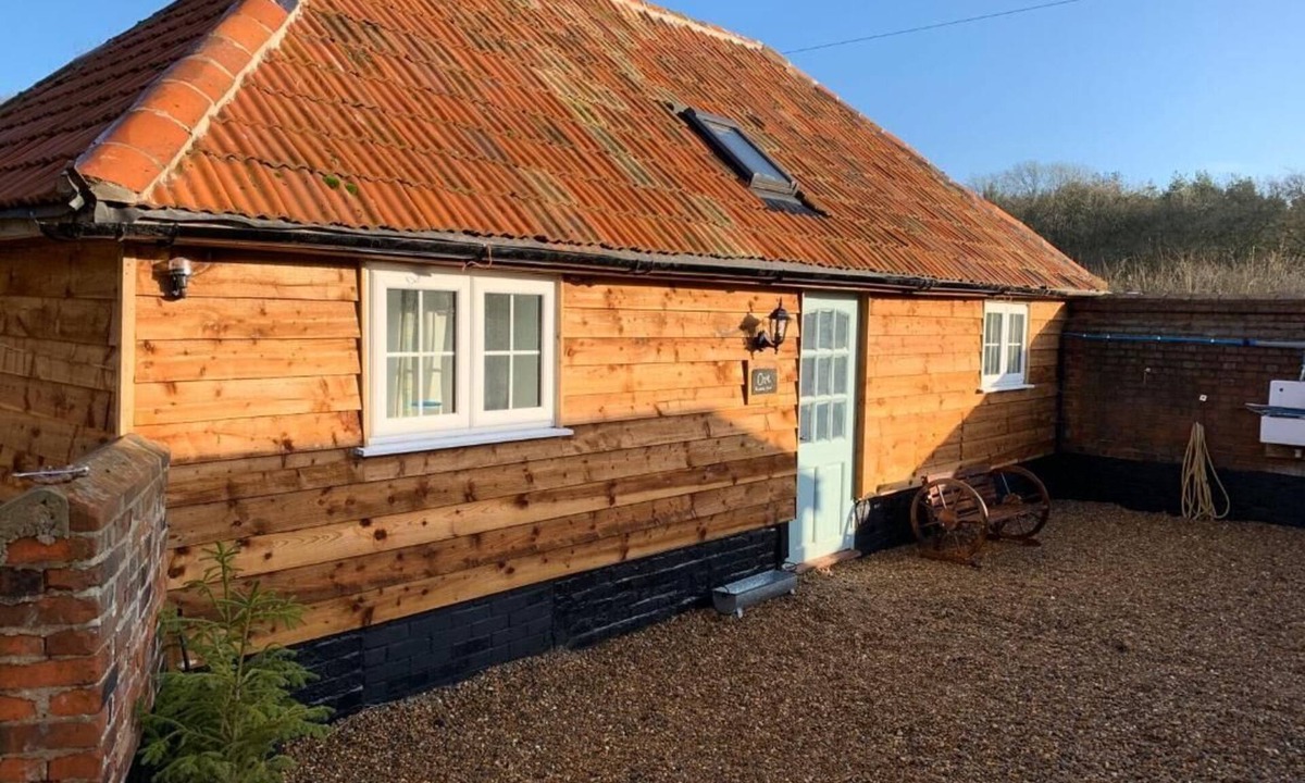 Braintree Other | The Stable Yard at Iron Pear Tree Farm