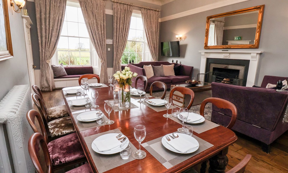 Ryther Cottage | The Stables and West Wing