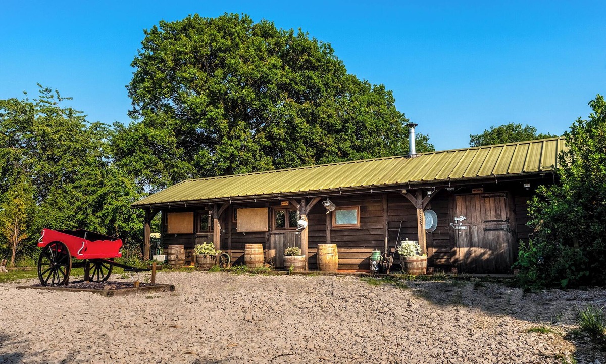 Yoxall Cottage | The Stables at the Oaks