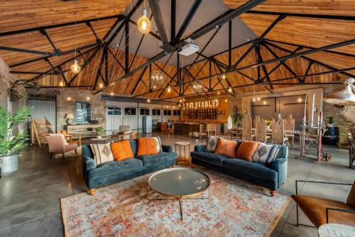 Glenisla Villa | The Stables