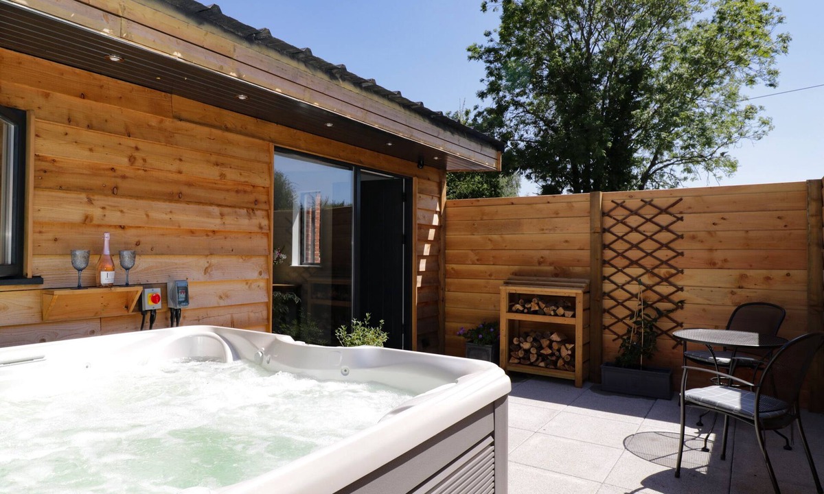 Hereford Cottage | The Stables