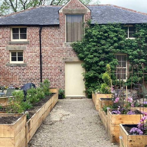 Hallington House | The Stables